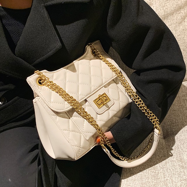 チェーン オータムウィンターレッド 秋物 冬物 メッセンジャーバッグ Tiancai_Wing_Bag55422421182