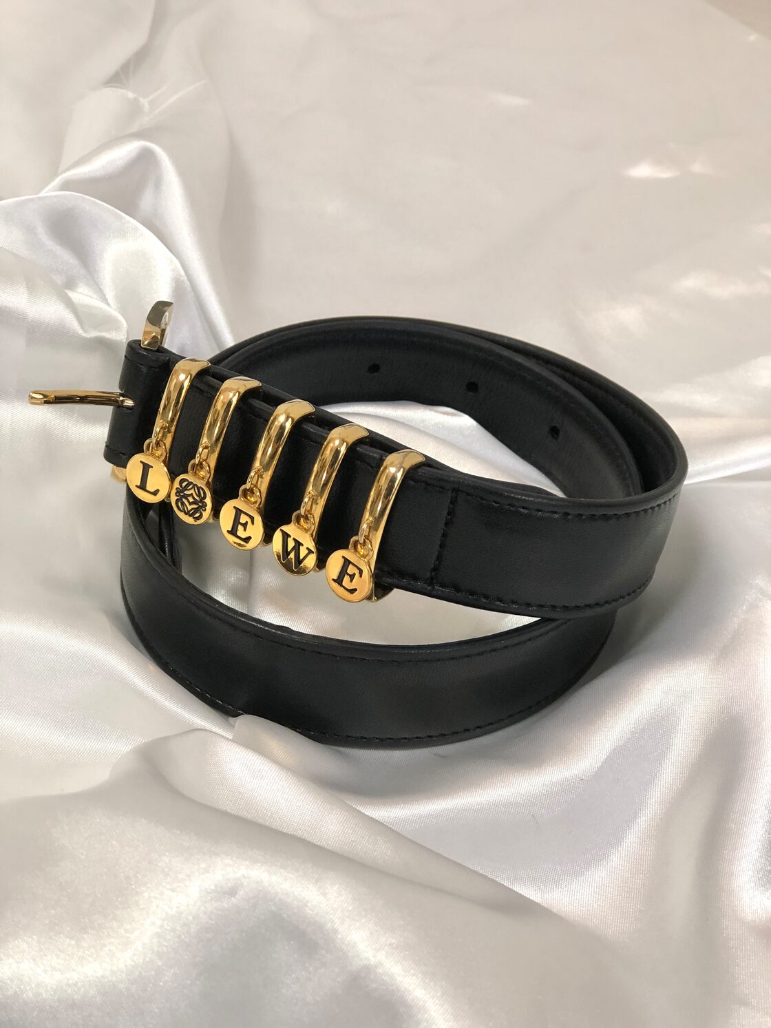 LOEWE ヴィンテージ ベルト いそがしく ブレスレット