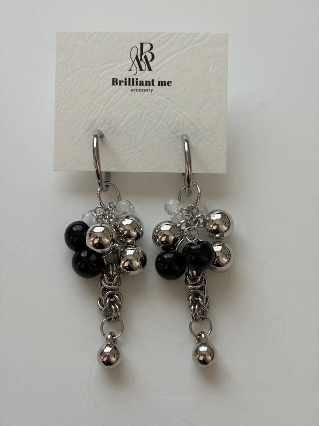 blackジャラピアス