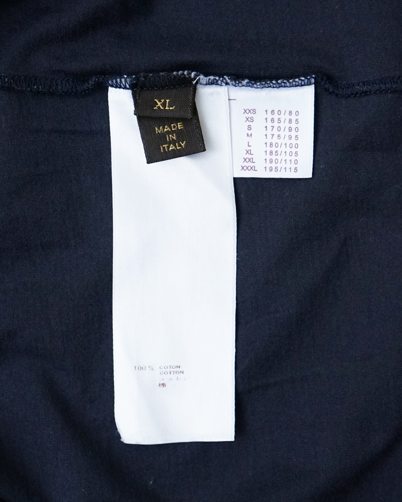 〈LOUIS VUITTON 〉T-shirt