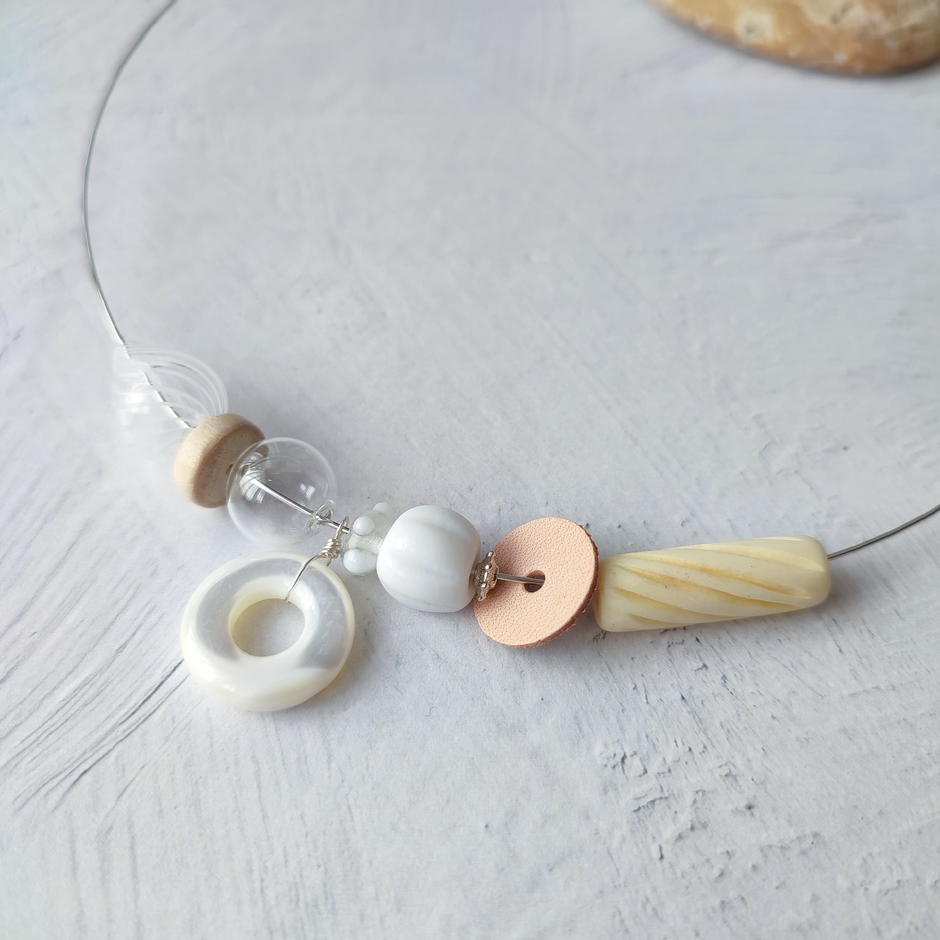 月白-tsukishiro チョーカー | utsuri accessories