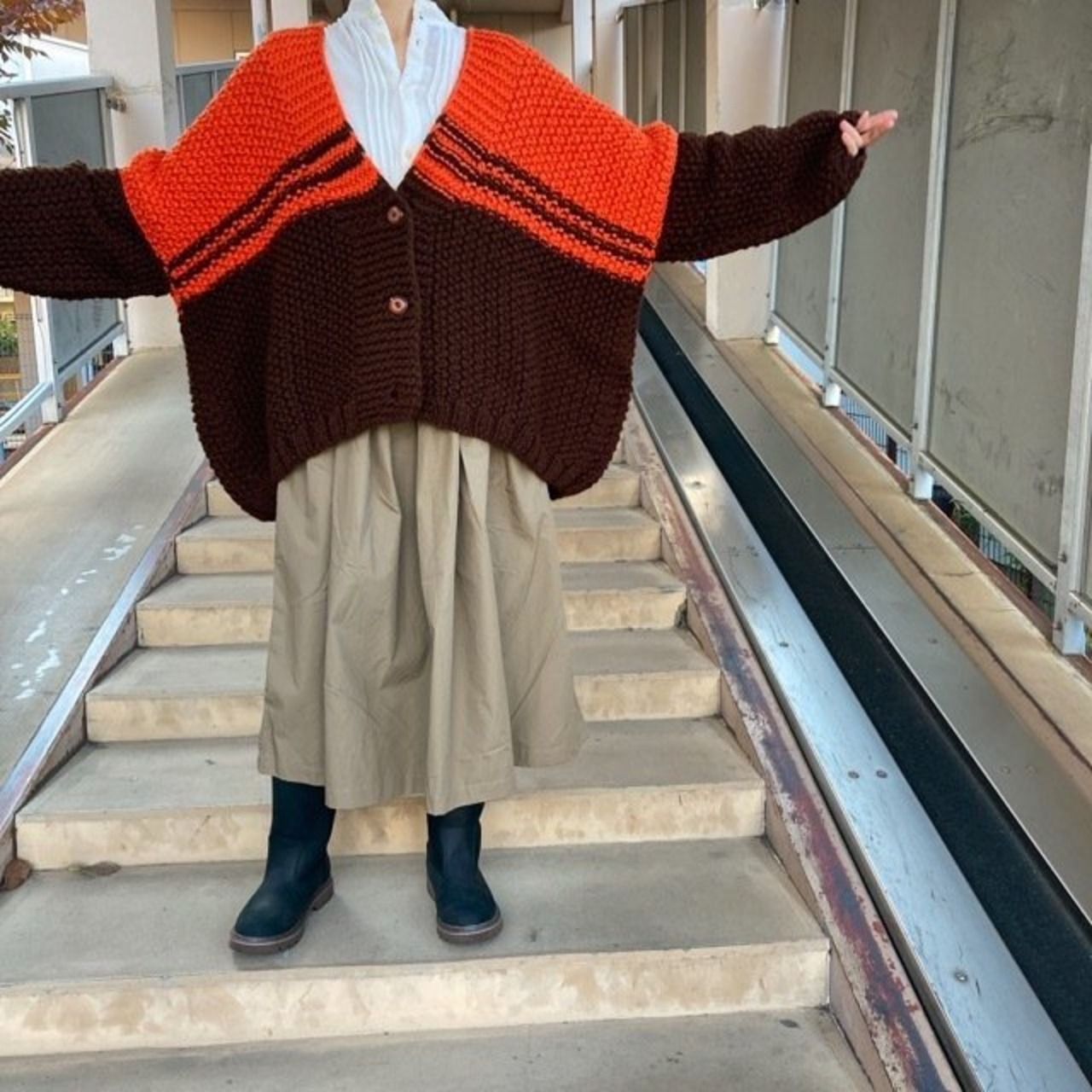 Hand Made Knit　ルーズブラウンカーディガン