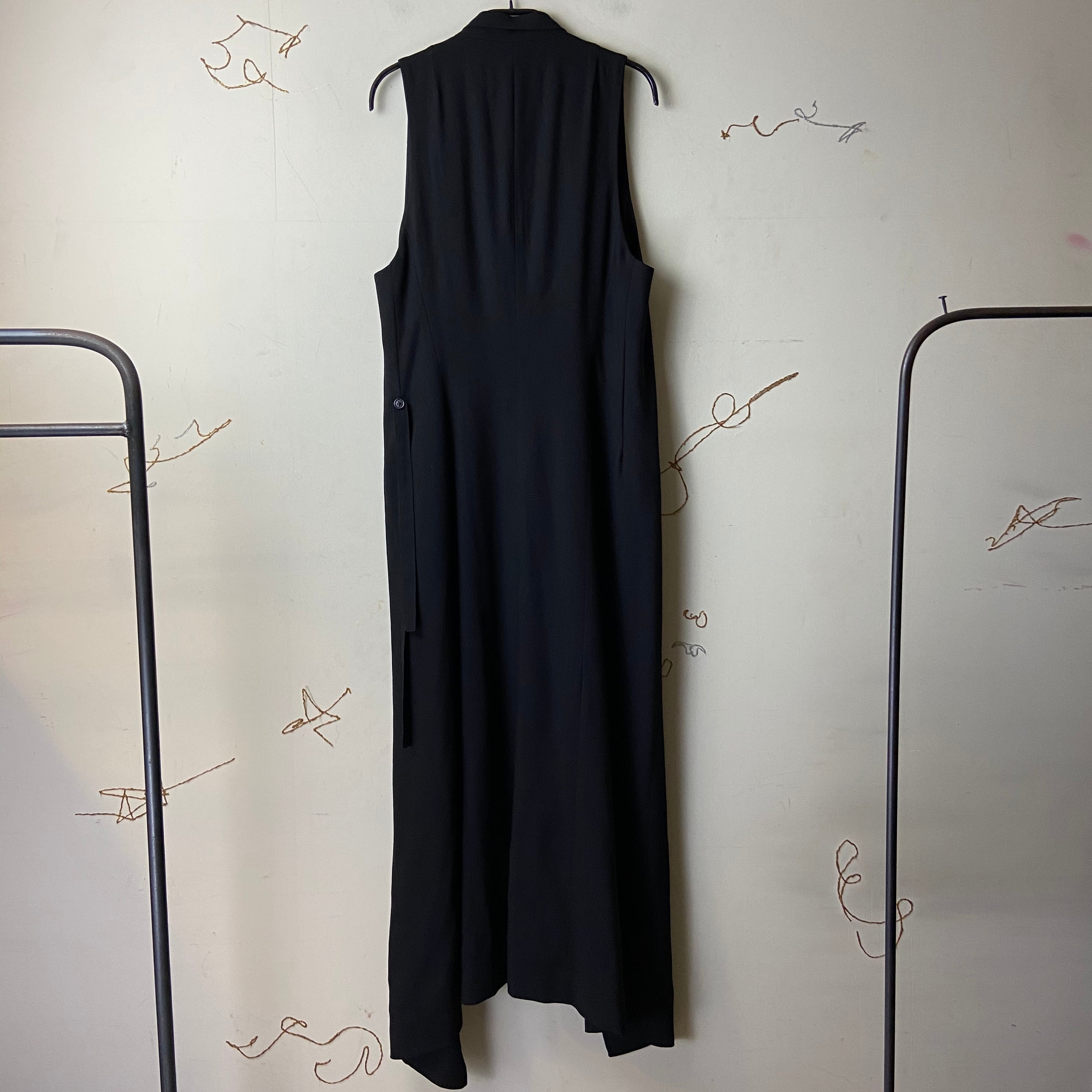 ANN DEMEULEMEESTER no sleeves coat | NOIR ONLINE
