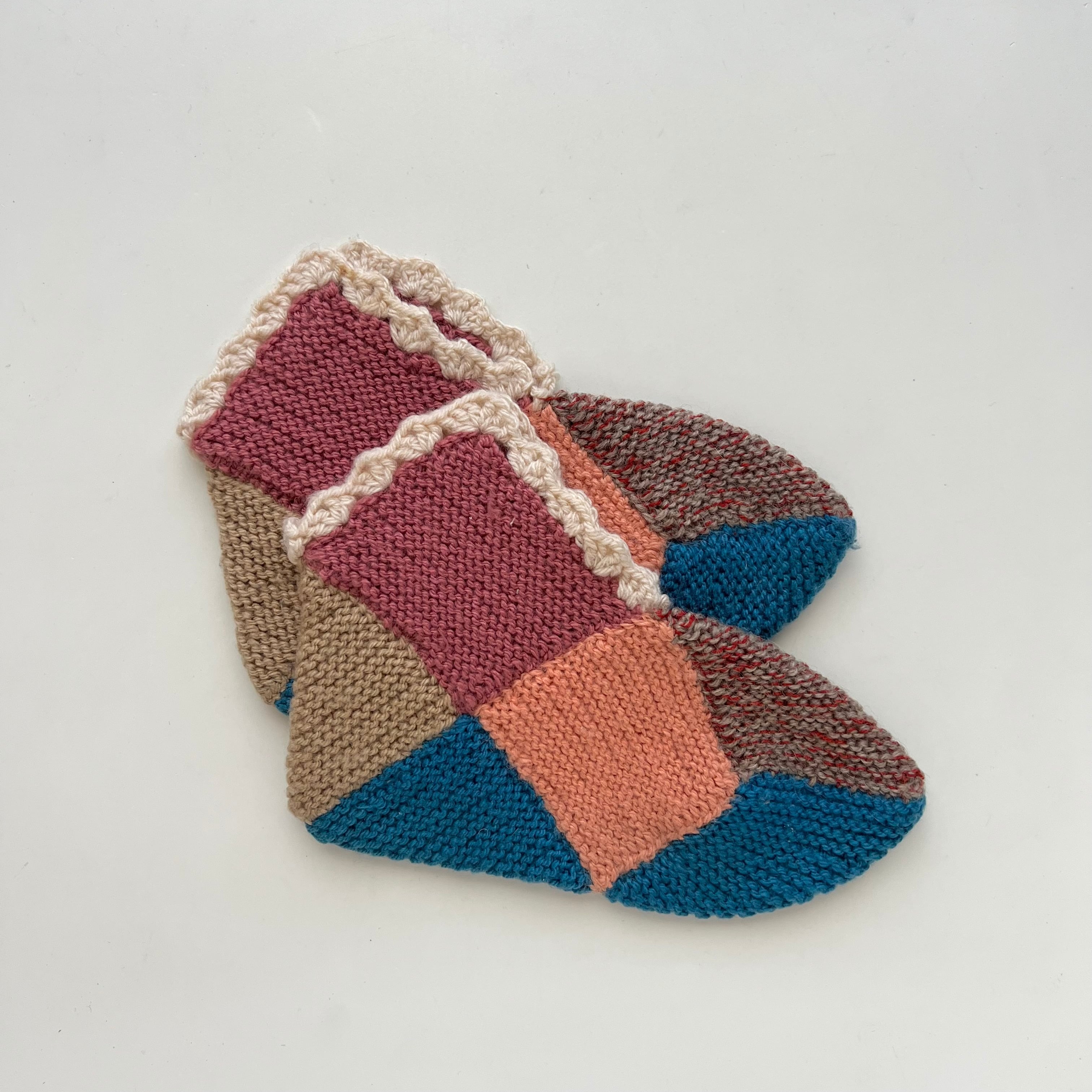 Villasukat / Hand Knitted Room Socks
