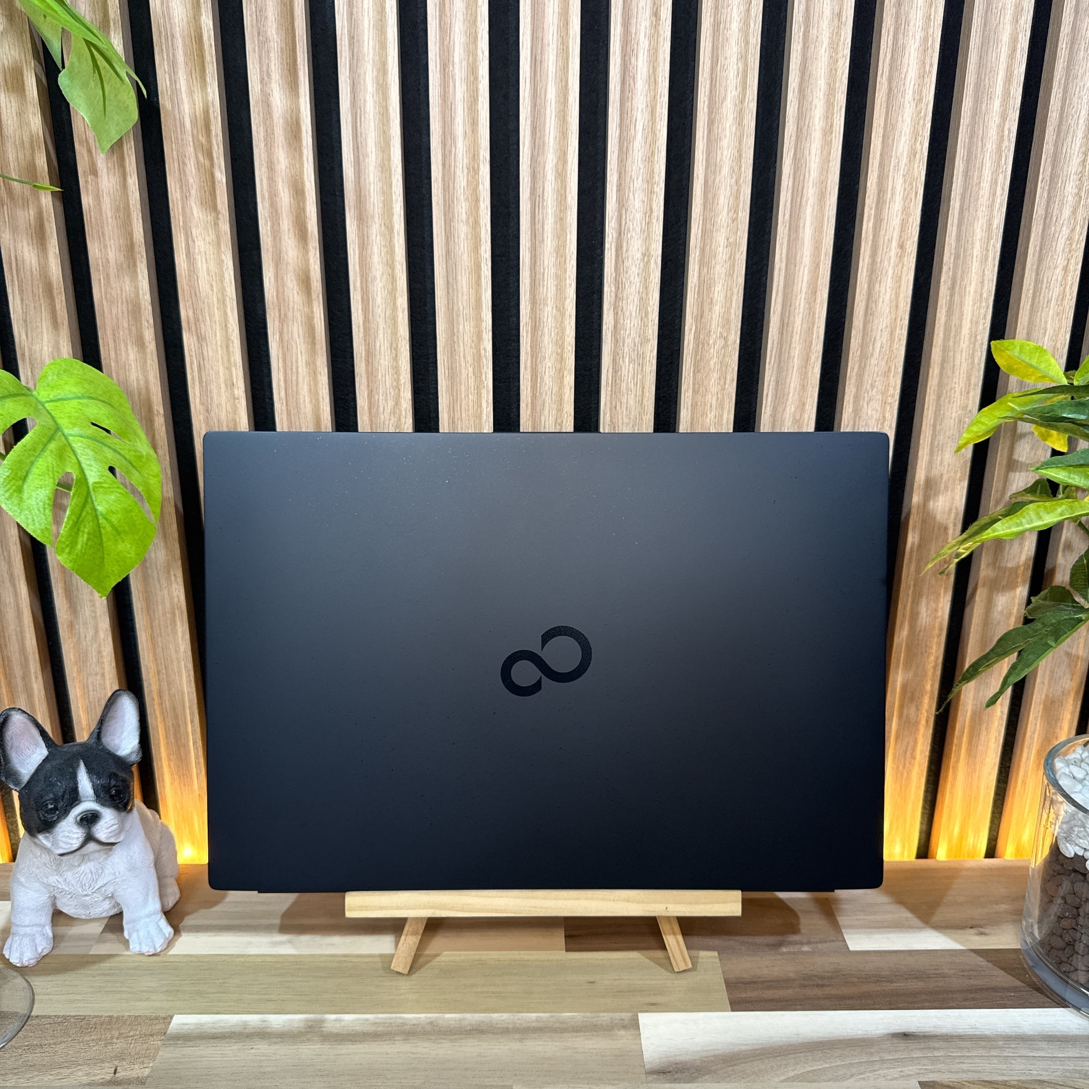 公式ショップ限定価格❣️/ 準美品《2023年モデル》富士通 LIFEBOOK