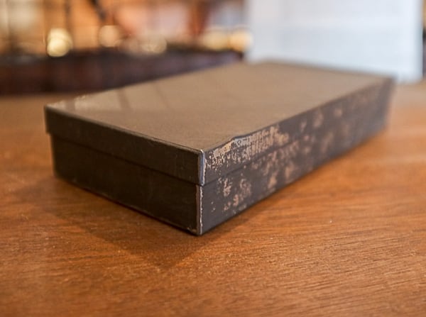 持手付鉄製ボックス　収納缶　古道具 bc4604258e058feb3b60f125ea8a10
