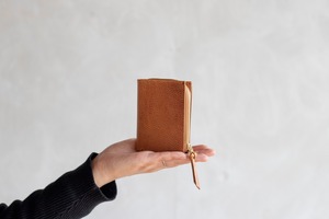 L字ファスナー財布