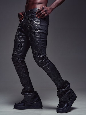 GUAPI / all black relic waxed denim V2