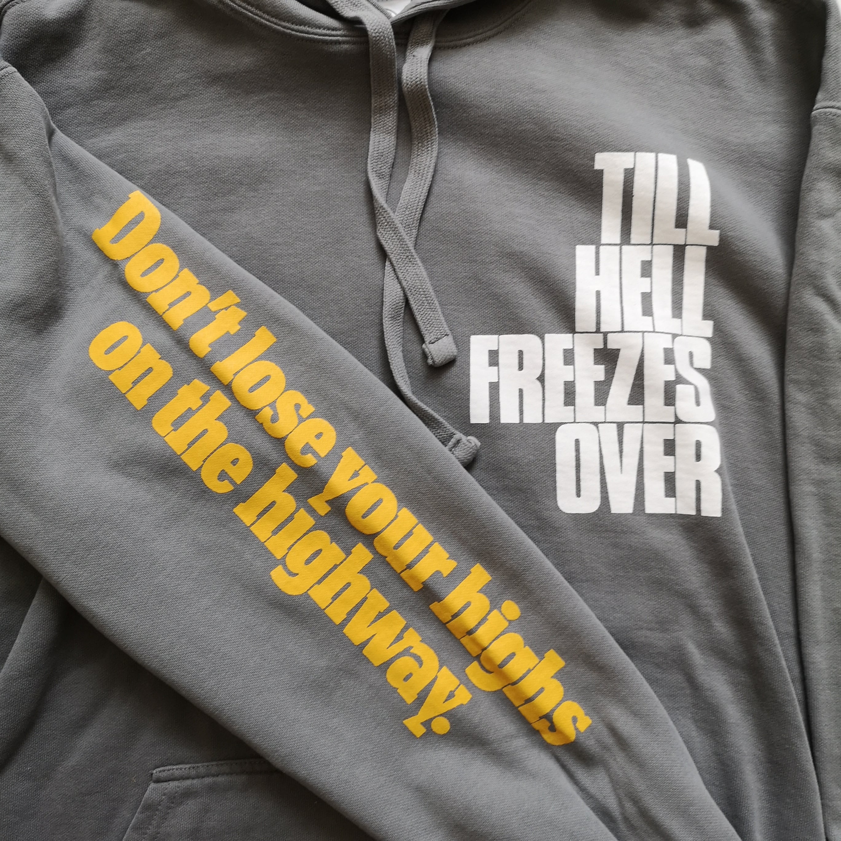 PRANK "CASSETTE TAPE SLOGANS" HOODIE GRAY XL