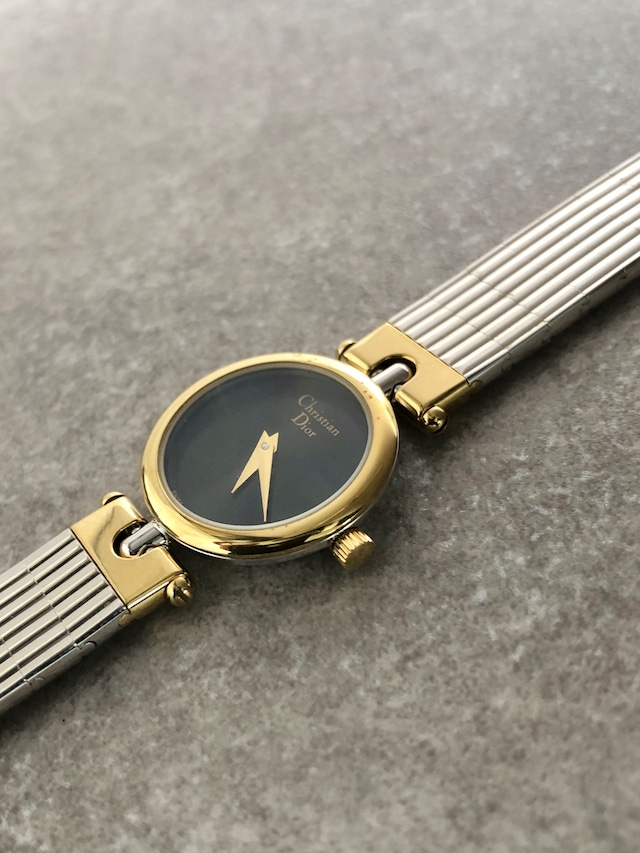 Christian Dior クリスチャン ディオール 腕時計 シルバー ラウンドフェイス ステンレススチール 3025 vintage ヴィンテージ オールド 6bgg33