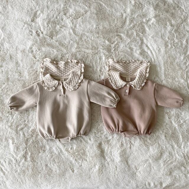 【BABY】フリル襟暖かいロンパース