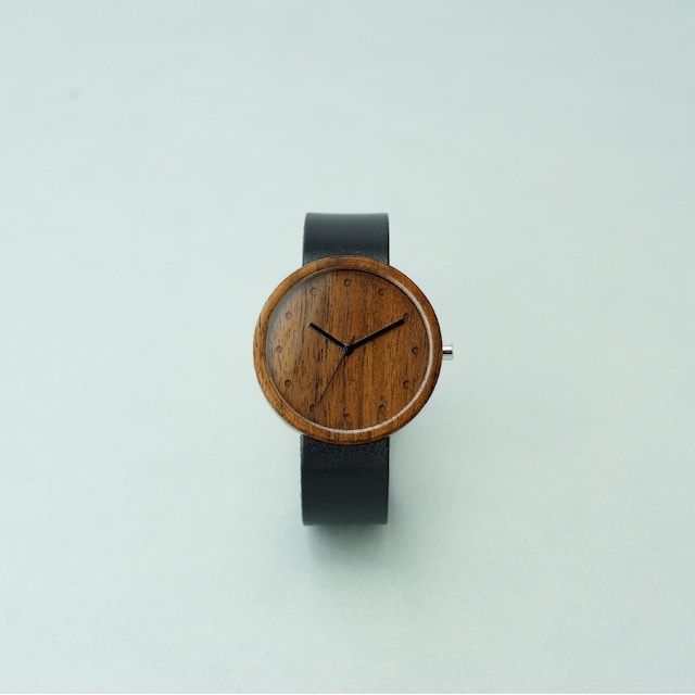 Walnut wood - Organic leather Black - L