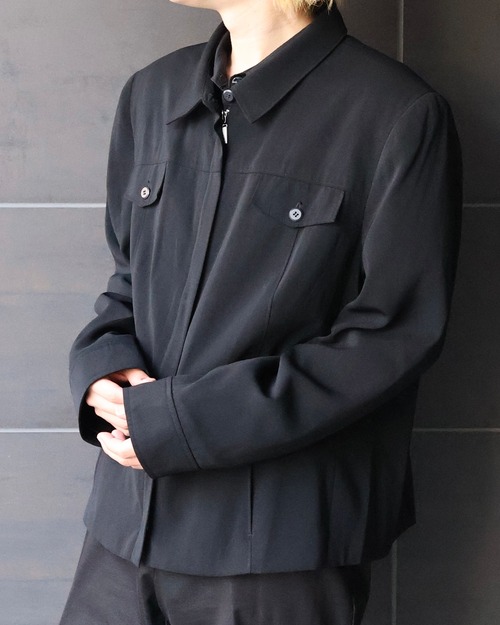 box silhouette zip up blouson