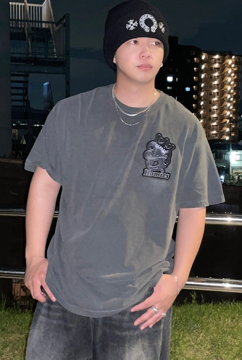 Ayana collaboration T-shirt (pepper) /AYANA T-SHIRT PEPPER