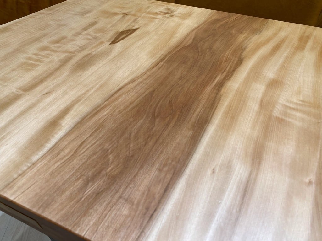 貴重なトチの木天板 栃（トチ）_500×640-790×60_横浜元町店_テーブル天板/一枚板