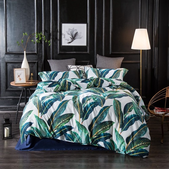 Bed cover with pillow case set Leaf