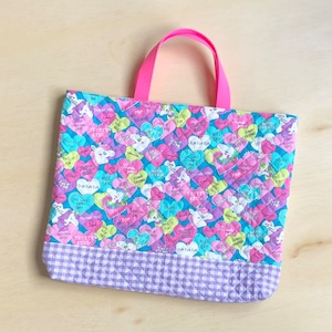 通園バッグ☆32×43マチ6cm【ラブリーユニコーン】★TB.30 ハート　ゆめかわ　女の子　トートバッグ　キルティング　レッスンバッグ｜通園通学用のかわいい巾着袋や入園オーダーHoshizora☆ほしぞら