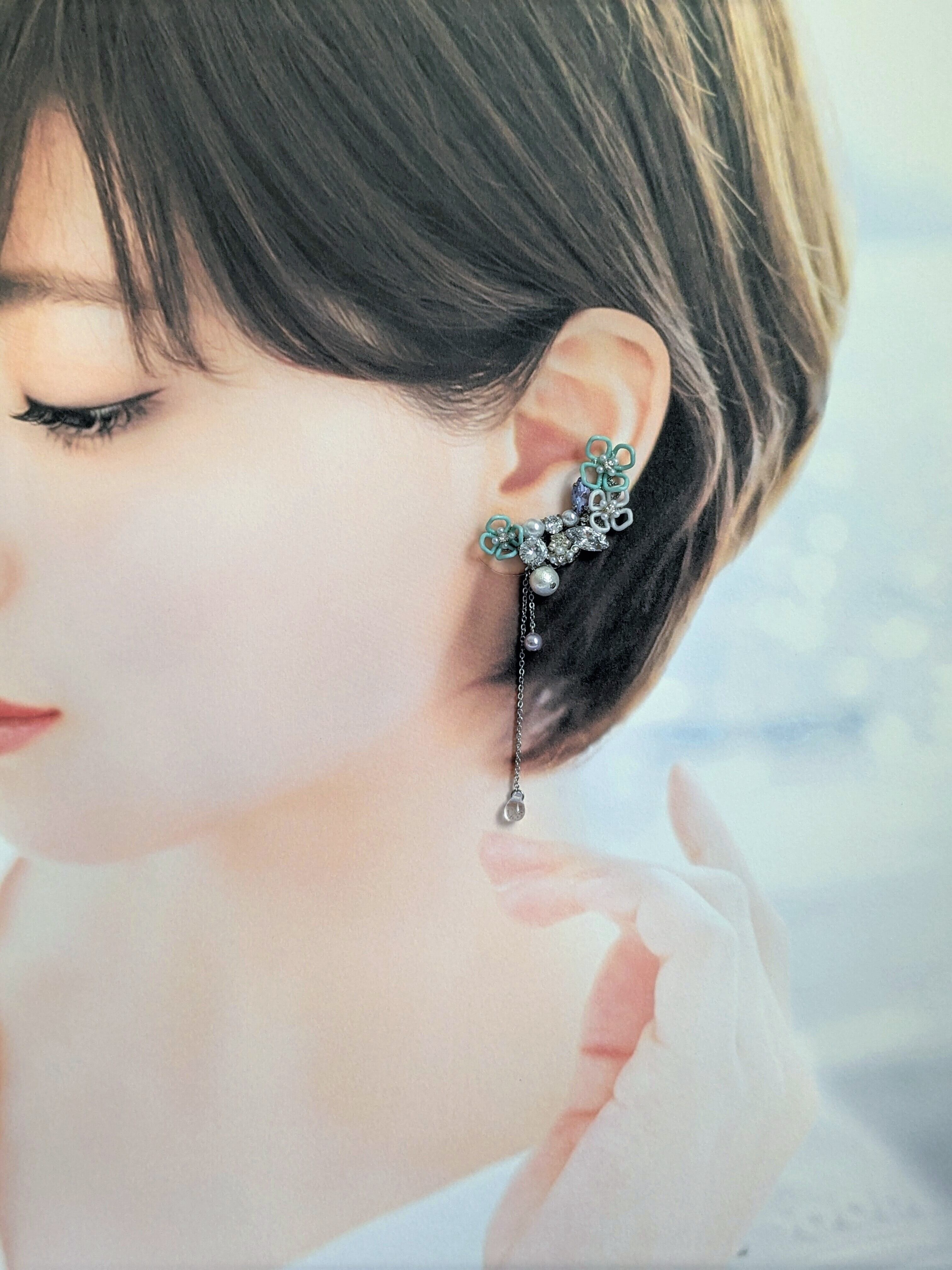 ハンドメイドピアス3204