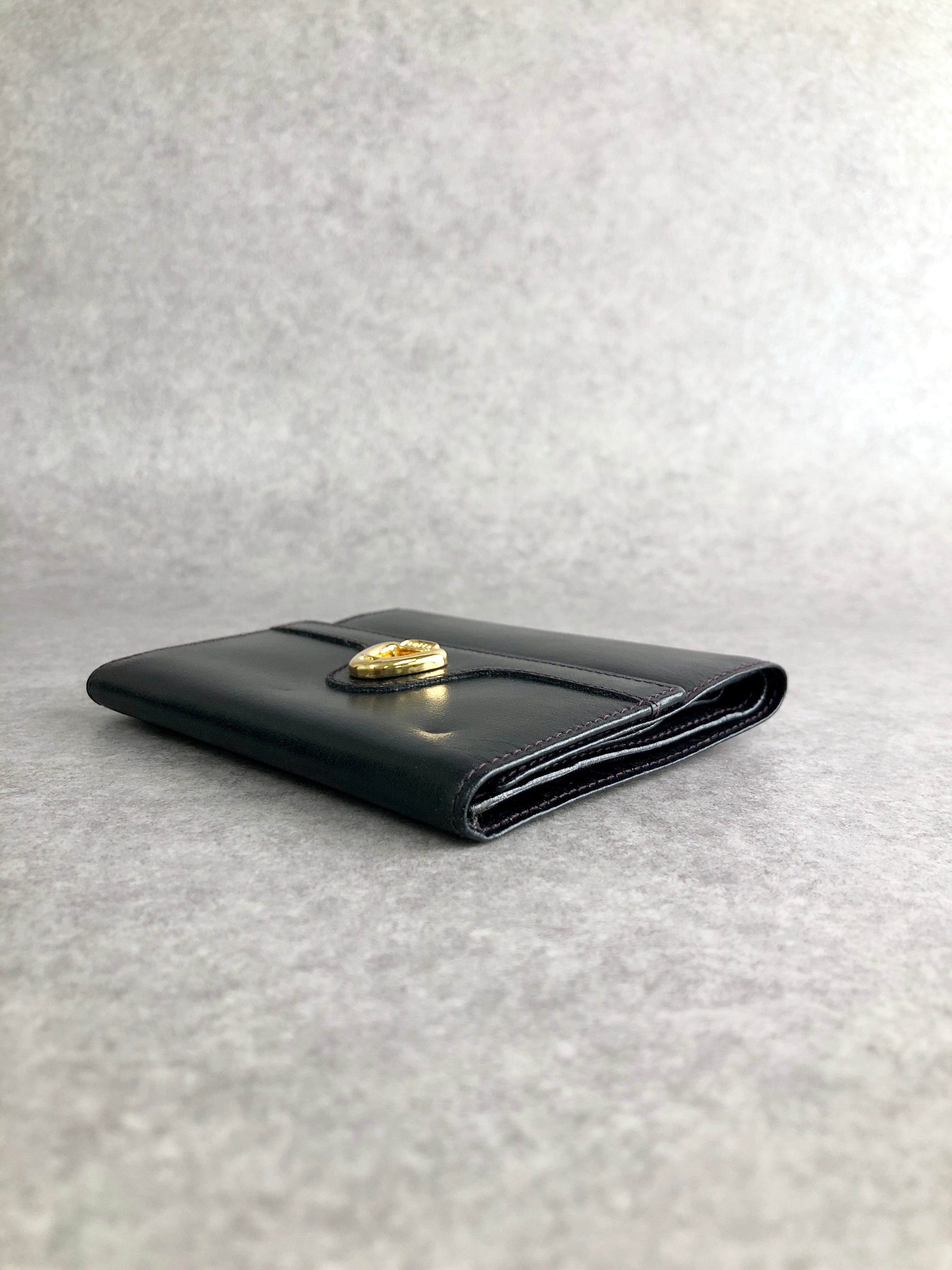 セリーヌ　ホース　財布 CELINE セリーヌ 財布 ブラック ホースビット レザー コンパクト