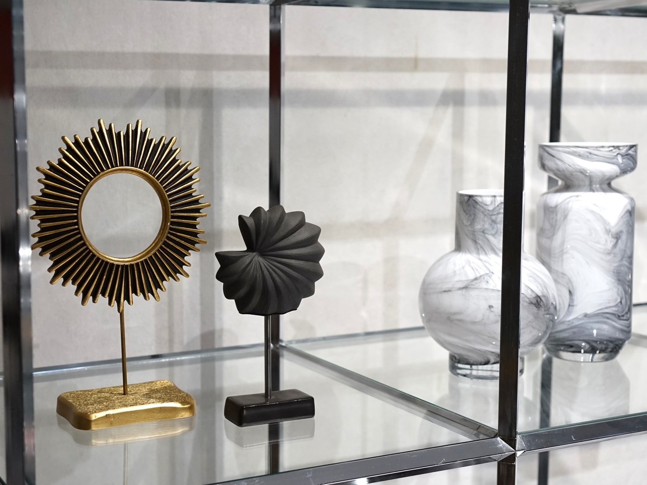 Bello Collection ディスプレイスタンド オブジェセット ディスプレイラック ガラスシェルフ ラック 棚 什器 フラワーベース 花瓶 雑貨 小物 モダン ラグジュアリー ホテルライク