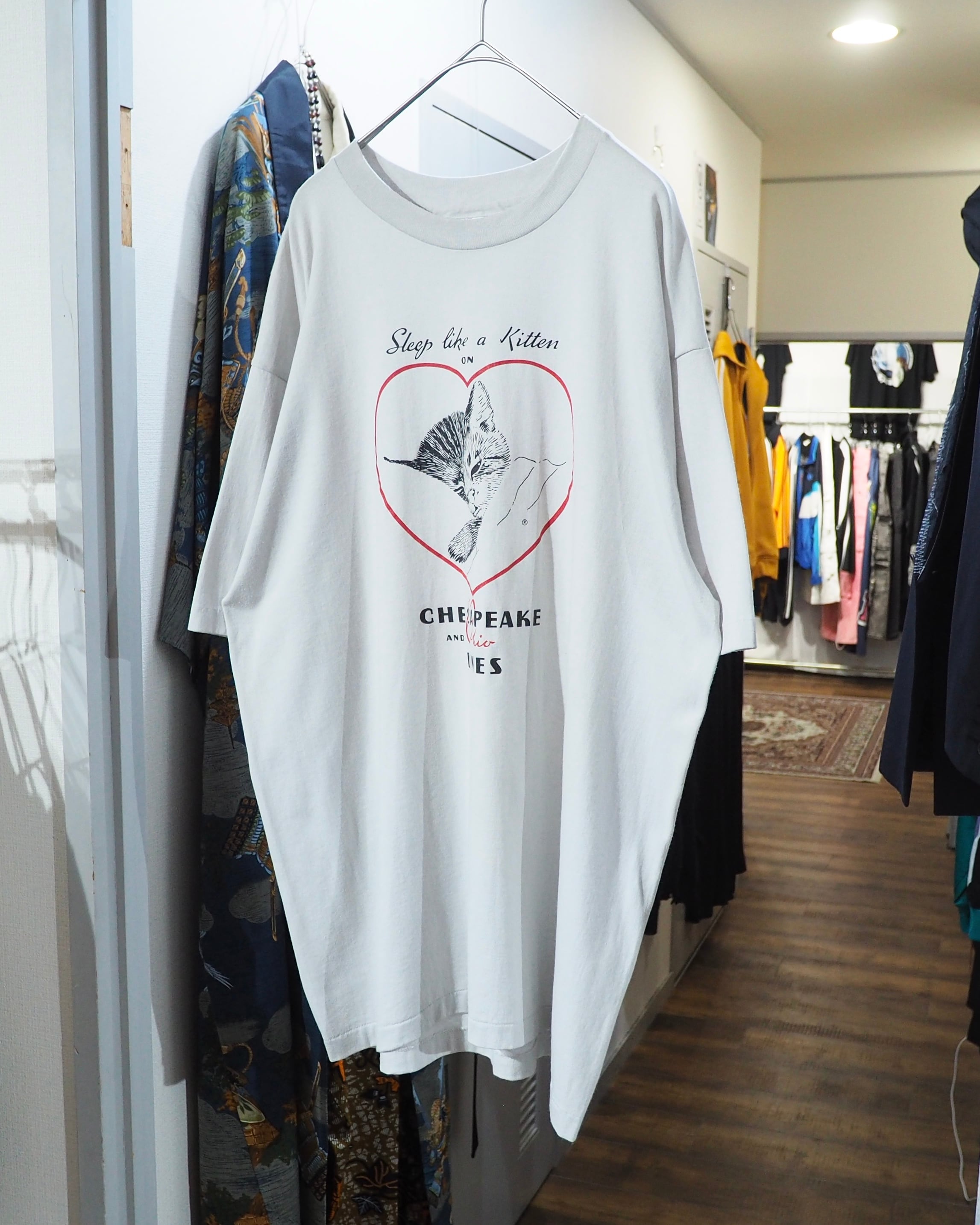 1990s " Made in USA " Sleep Cat printed vintage Tee