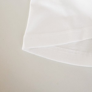 【うどん大好き!!!】ねこTシャツ｜揺れるフリンジ麺デザイン ユニセックス   綿100％