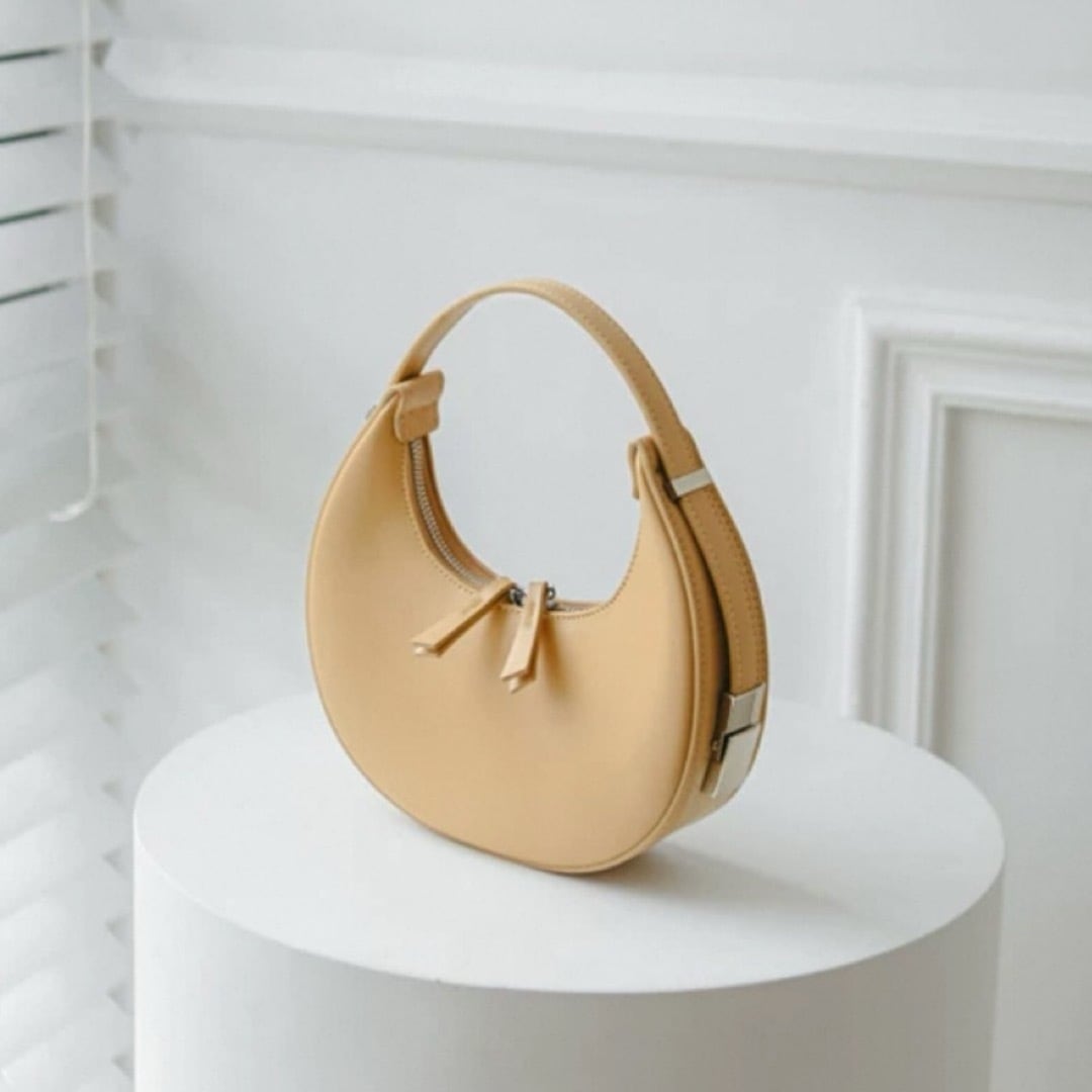 Crescent moon shape one-handle bag 00082