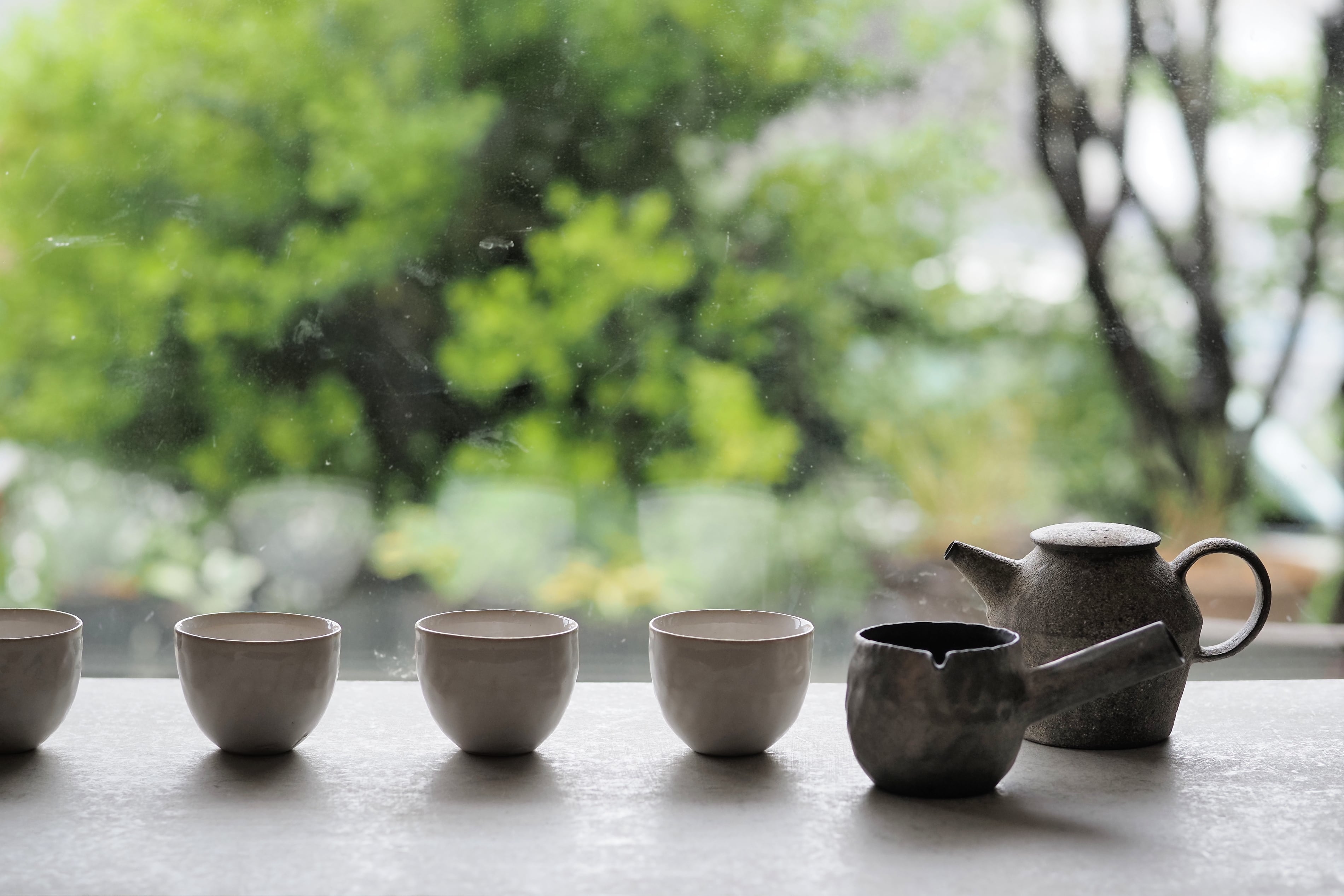 村上躍 1.藁白釉茶杯 | 陶屋なづな