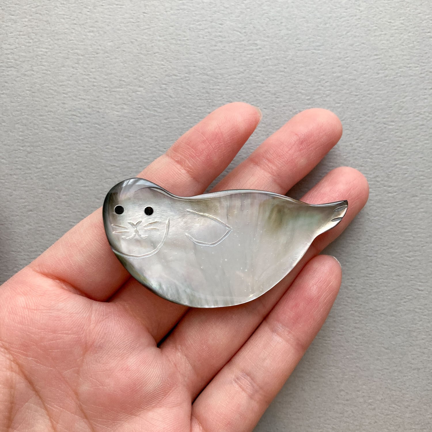 シェル箸置き アザラシ ※セール対象外 | Dua-アクセサリーパーツショップ