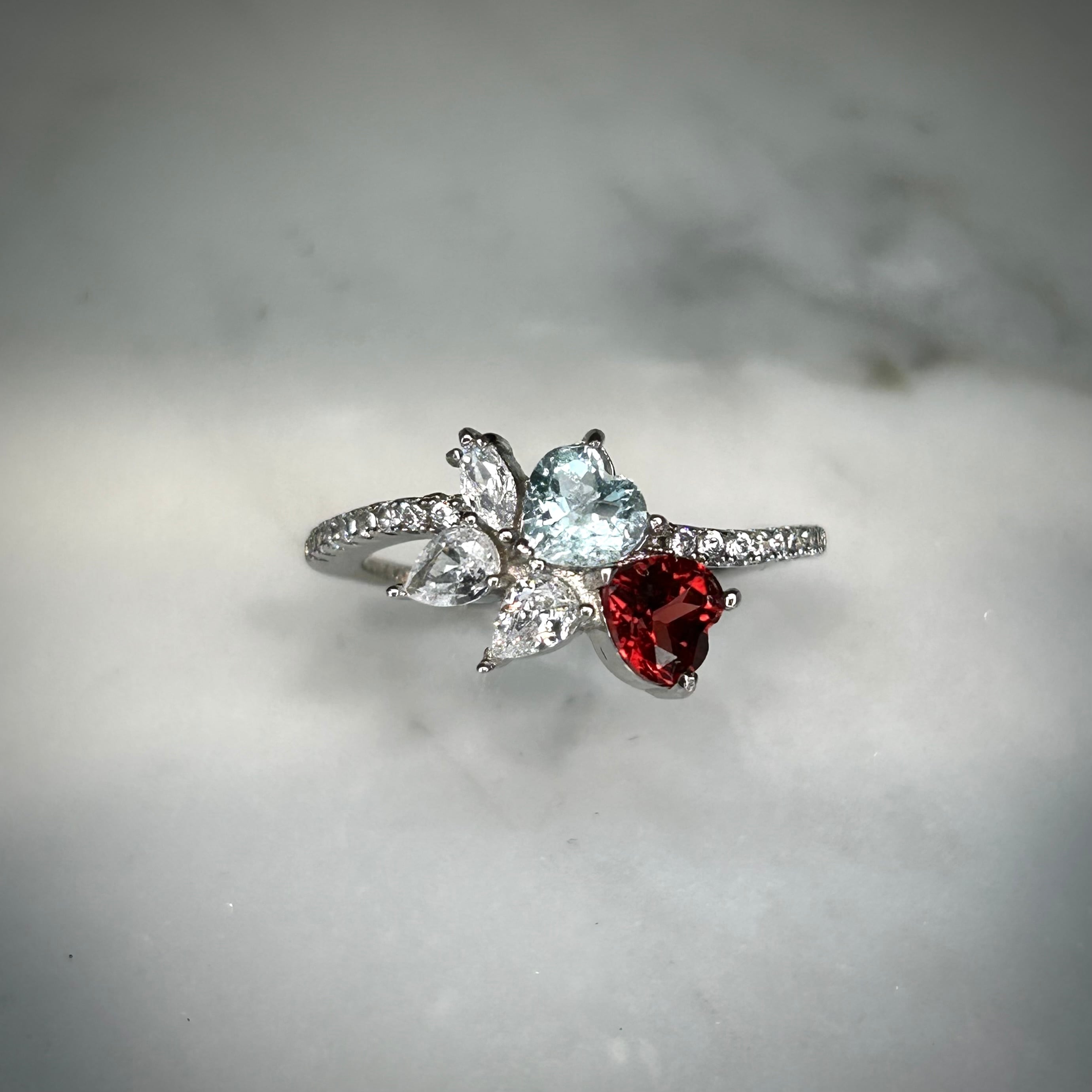 シルバー製 アクアマリン&ガーネット ダブルハートリング フリーサイズ