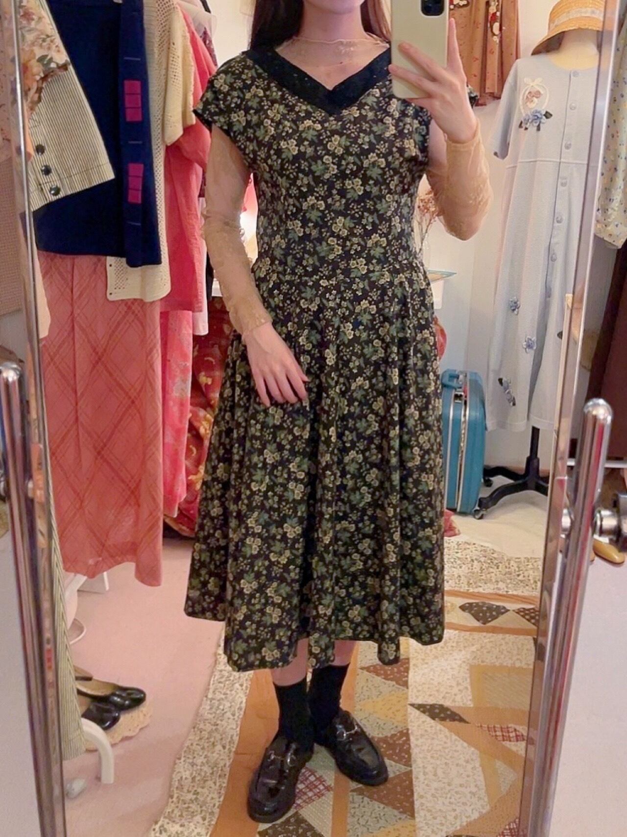 black lace flower tuck one-piece