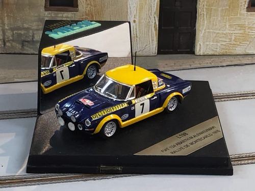 FIAT 124 ABARTH "RALLY DE MONTECARLO - 1976" 1/43スケール ミニカー 【VITESSE】