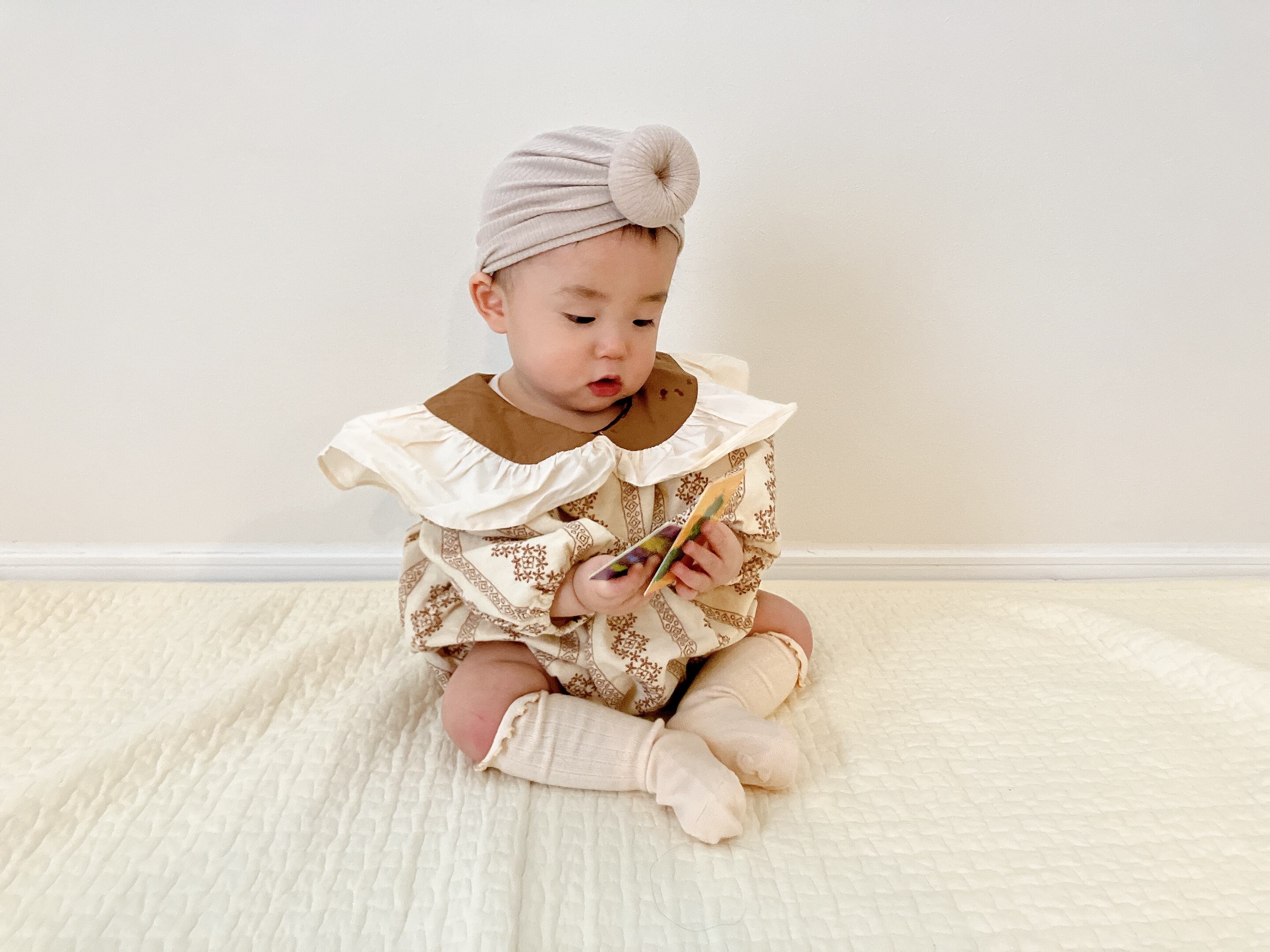 【取寄】バイカラービック襟つきロンパース