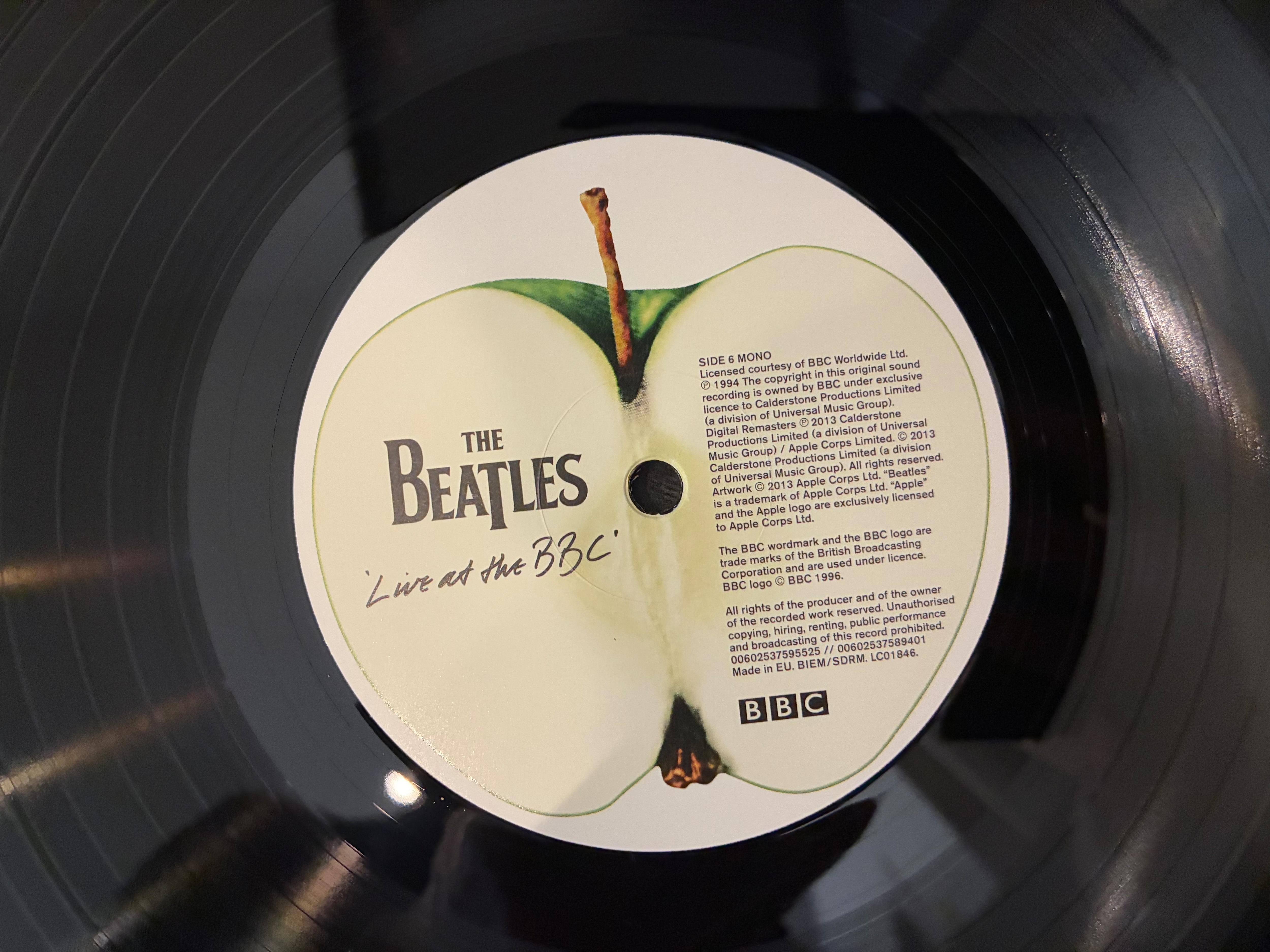 THE BEATLES / LIVE AT THE BBC | sixteen records (シックスティーン