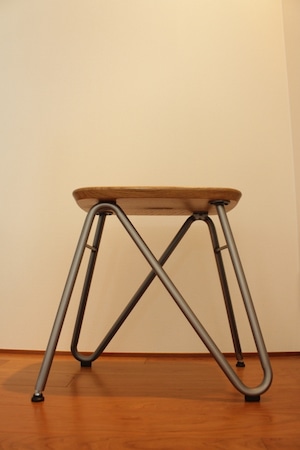 N STOOL / MATTE CLEAR