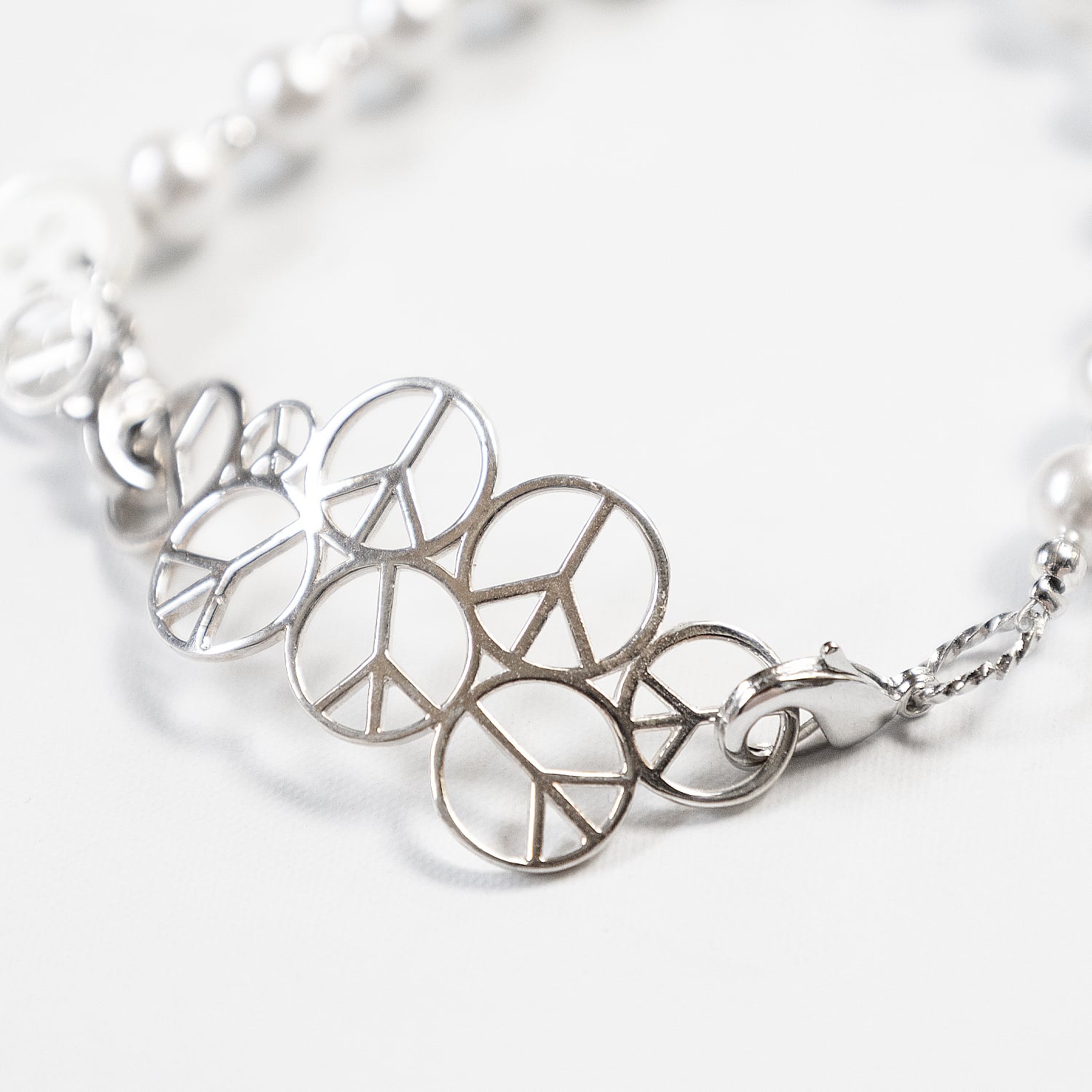 アクセサリーその他 Peace Bracelet UNEEK BASEMNT - Discover independent style.