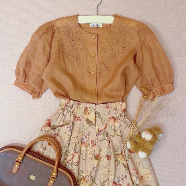 brown flower linen blouse