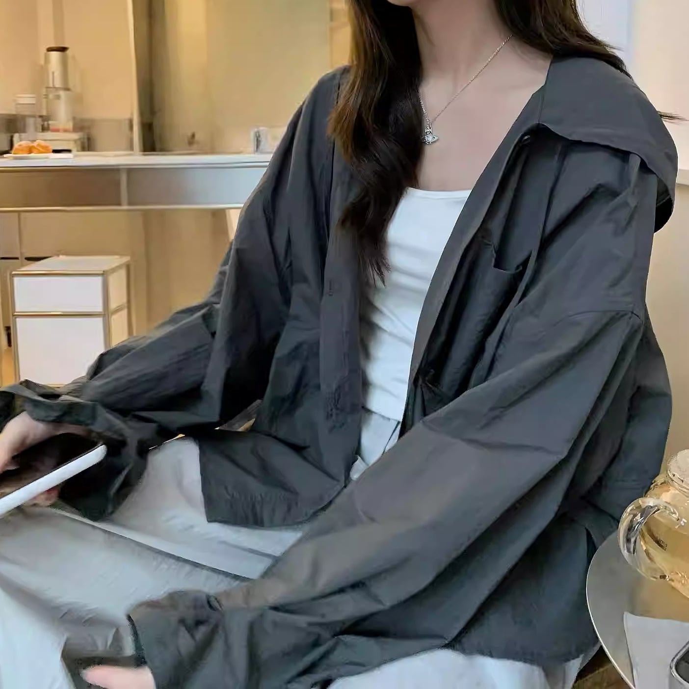 長袖 オーバーサイズ ヒップ丈 フード付き シャツ 2color ATO0158