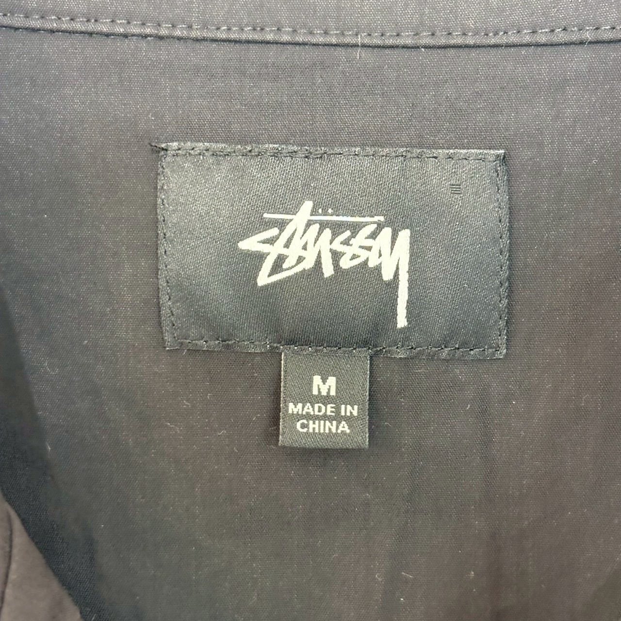 stussy ステューシー 半袖シャツ M 開襟 バックロゴ 刺繍ロゴ サメ