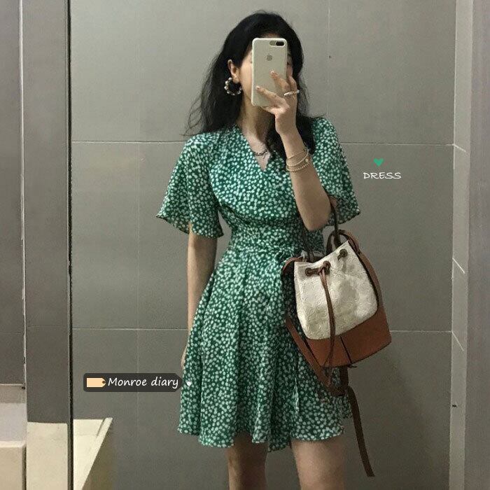スタンダードグリーンVネックフローラルドレス サマースタイル薄手Aラインスカート レトロ 夏物 花柄 モンロー36994451467