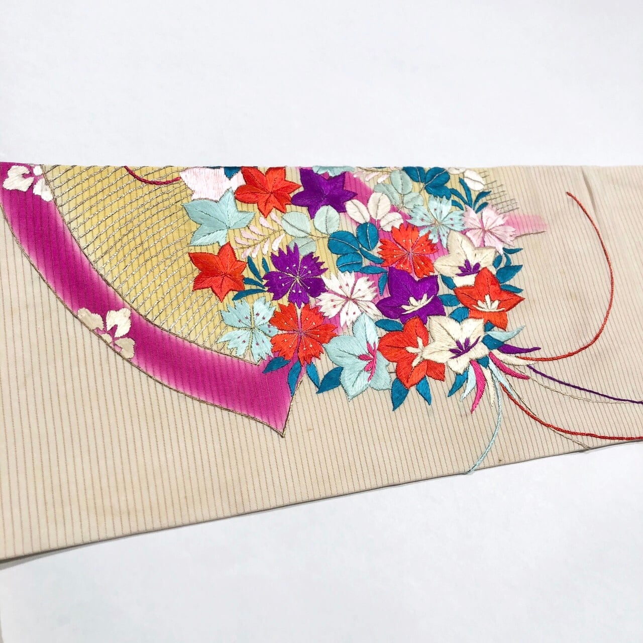 夏帯＊絽＊アイボリーに色鮮やかな花薬玉の刺繍 アンティーク名古屋帯 w110 kimono tento