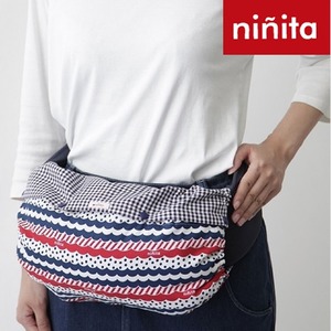 かさばる抱っこひもをスッキリ収納！【ninita】ニニータ　ベビーキャリー収納カバー