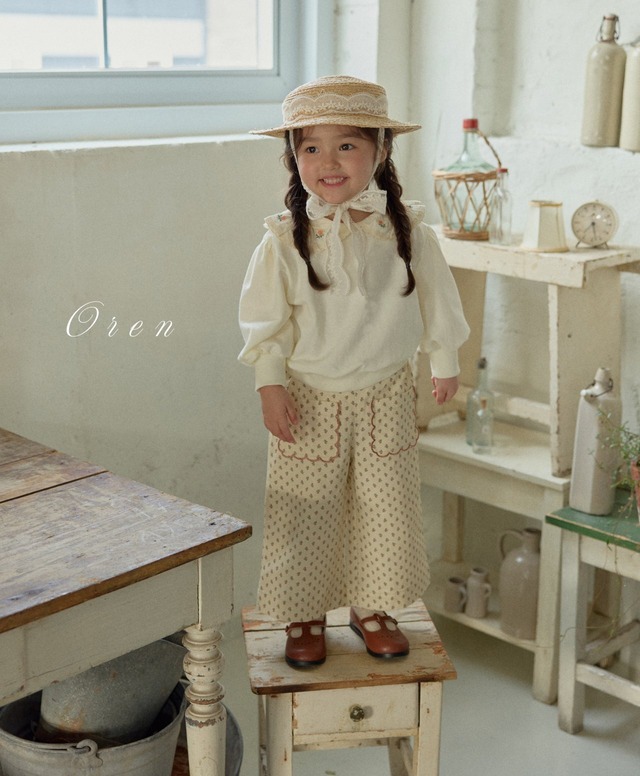 【予約】OREN Bell embroidery pants