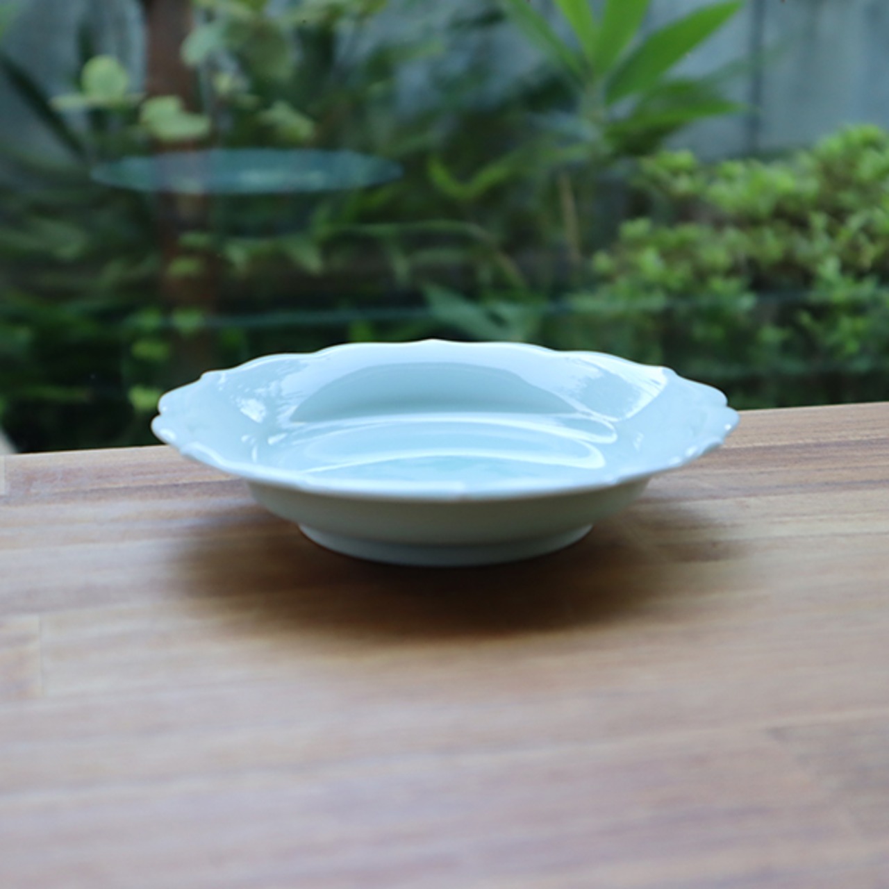 有田焼　青白磁桔梗渕小皿 33-088