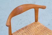 Hans J. Wegner | JH505 Cowhorn Chair