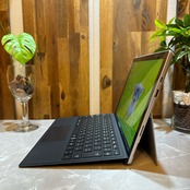 【極美品 2021年式】 Microsoft Surface Pro 7+ / 第11世代 Core i5-1135G7 / メモリ8GB / SSD128GB / 12.3インチ