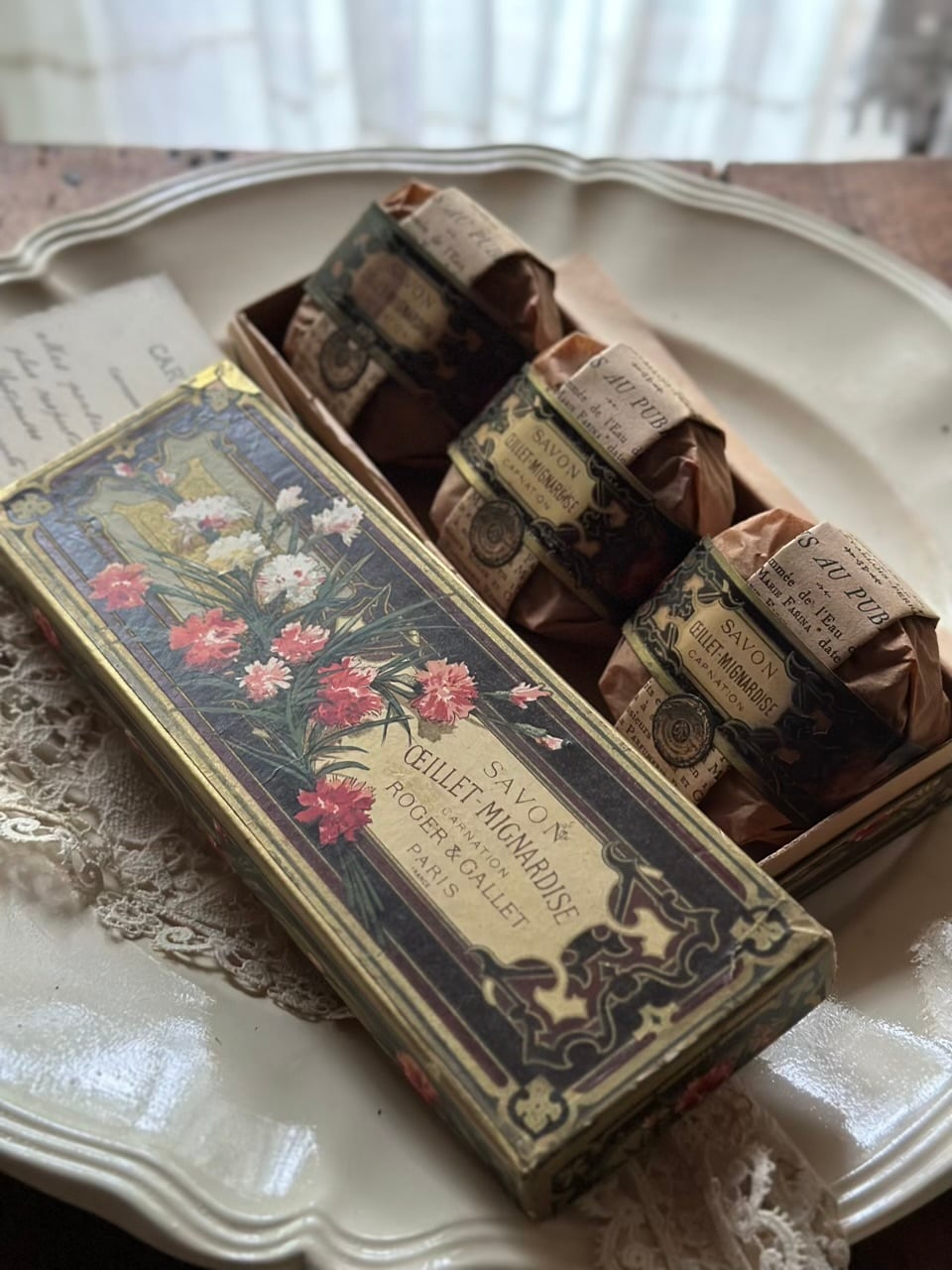ROGER&GALLET 石鹸入り紙箱 ロジェガレ | Brocante de La Cocotte