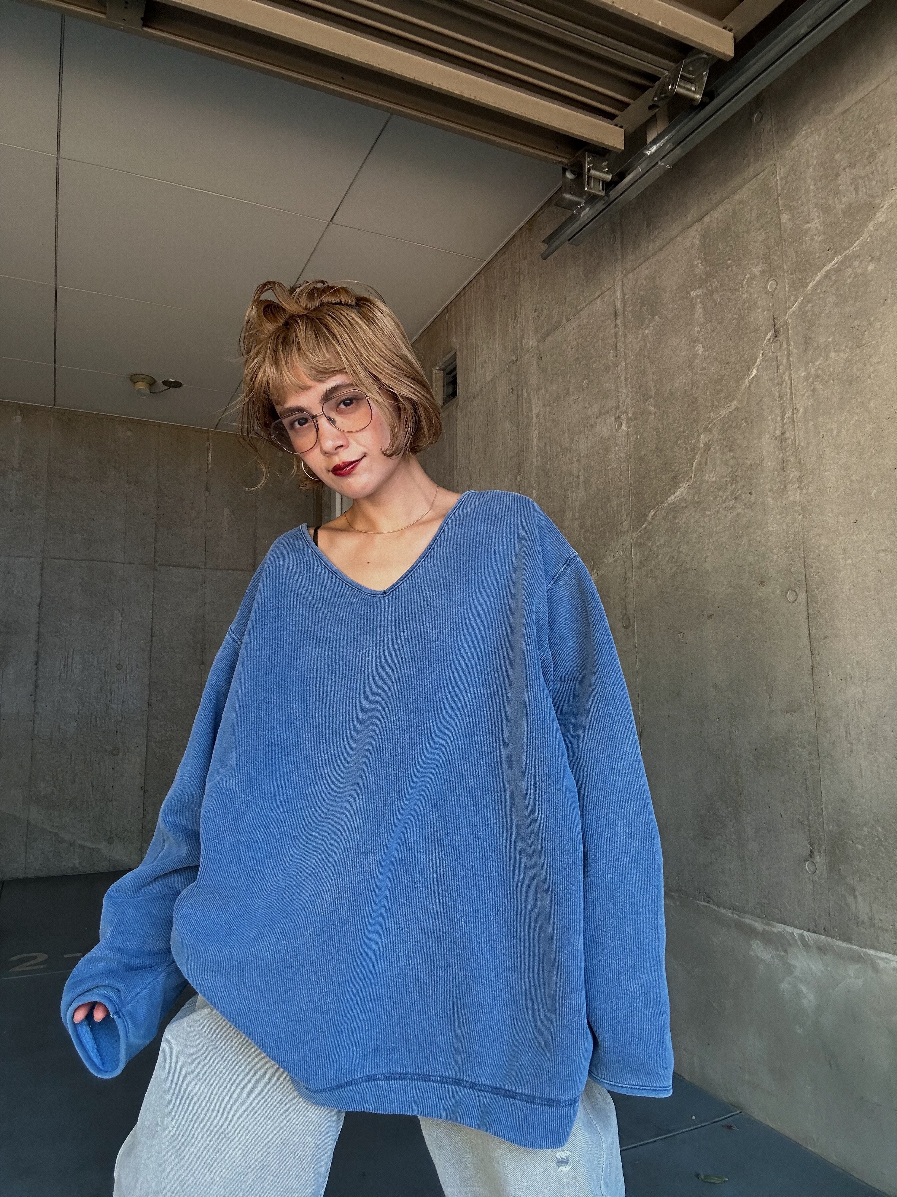 (CS2080)90‘s old Eddie Bauer Vneck sweat made in Canada