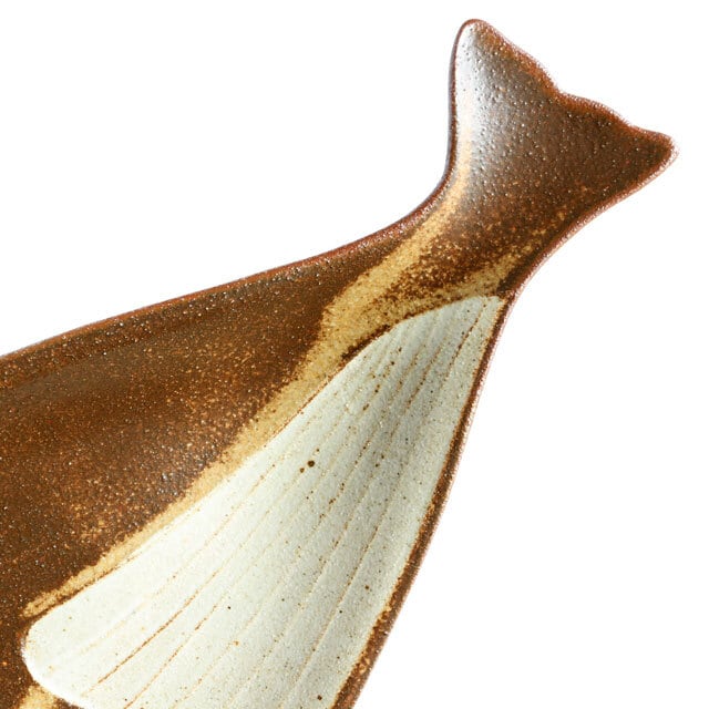 old white 大きなくじらのお皿 陶器 よしざわ窯 | うつわと暮らし｜M's