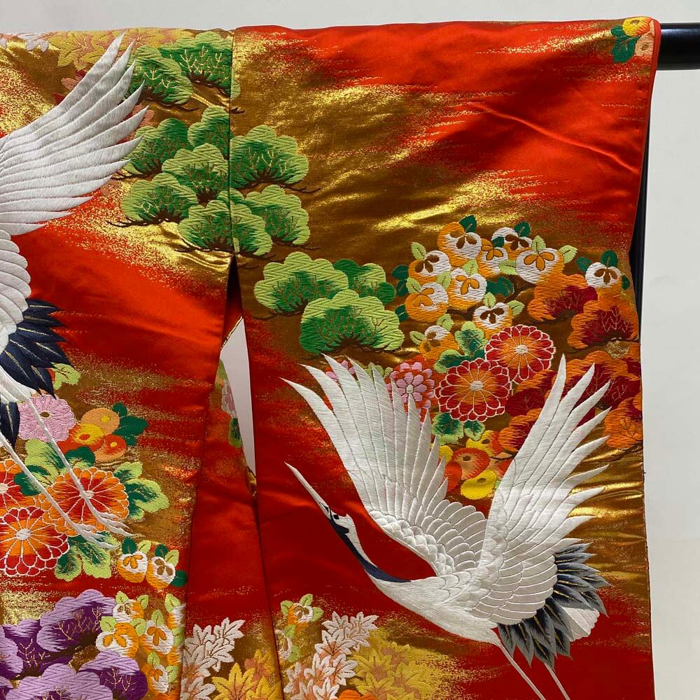 色打掛 正絹 鶴 刺繍 金 赤 打掛 花嫁衣裳 婚礼 リサイクル 中古  